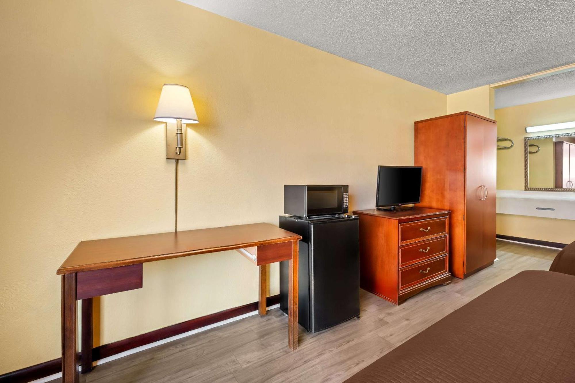 Rodeway Inn Monroe Esterno foto