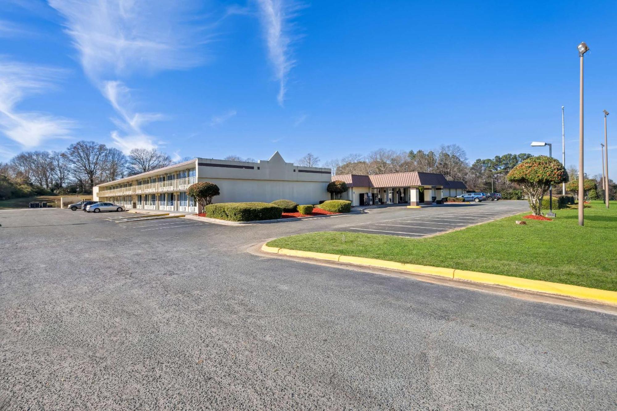 Rodeway Inn Monroe Esterno foto