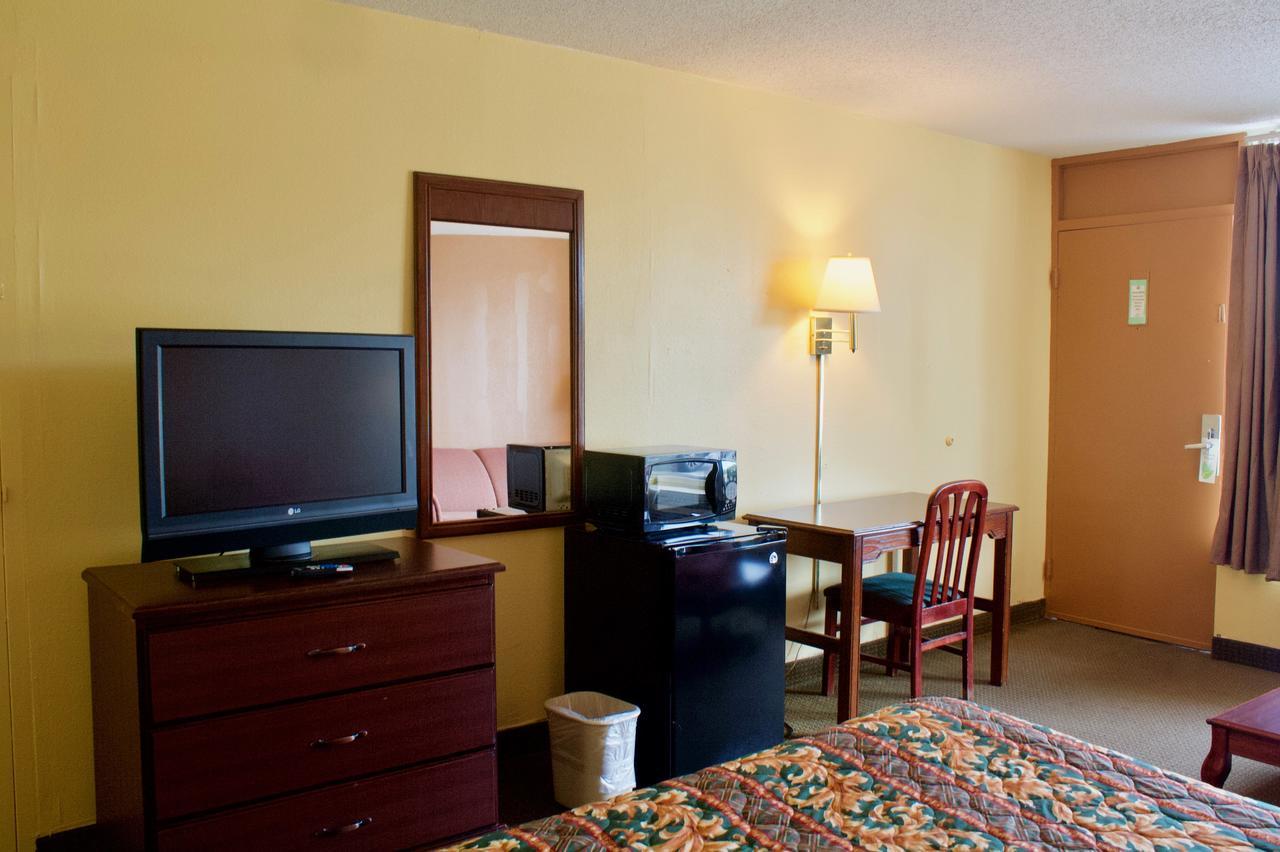 Rodeway Inn Monroe Esterno foto