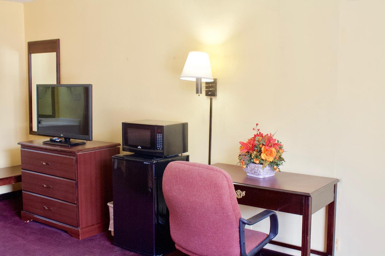 Rodeway Inn Monroe Esterno foto