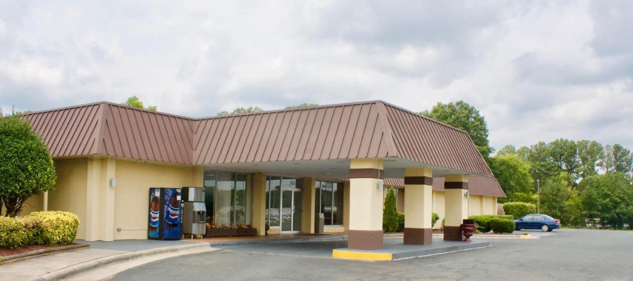 Rodeway Inn Monroe Esterno foto